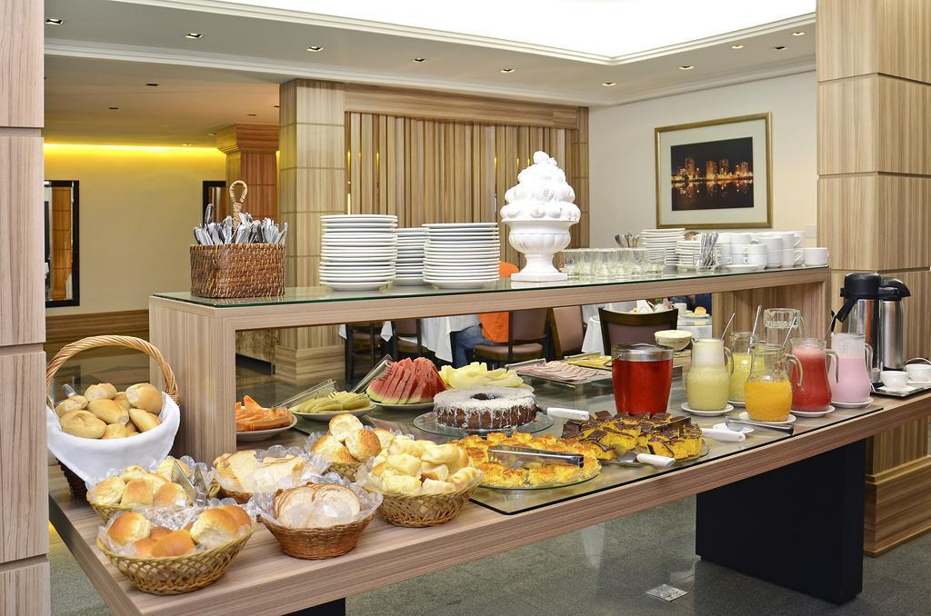 Castel Plaza 3* Resende