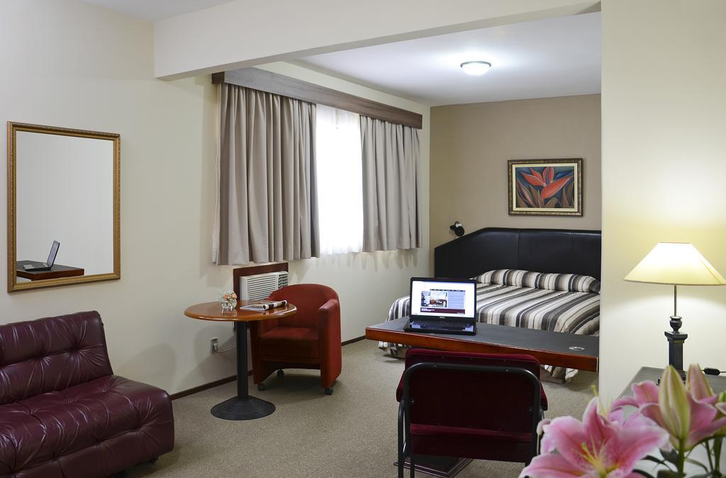 Castel Plaza 3* Resende