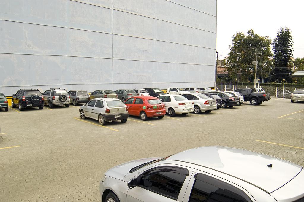 Castel Plaza